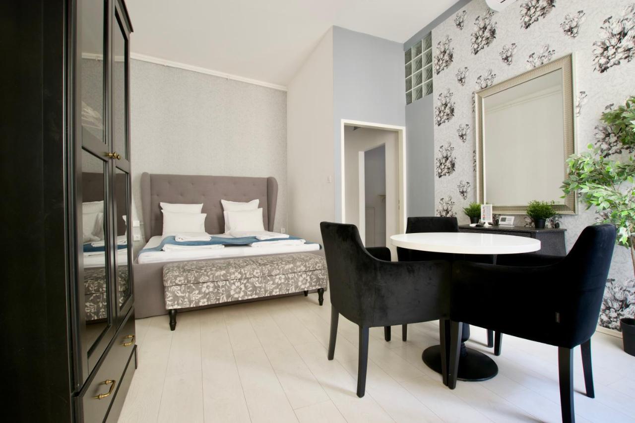 בודפשט Premium Apartments By Hi5 - Astoria Square מראה חיצוני תמונה