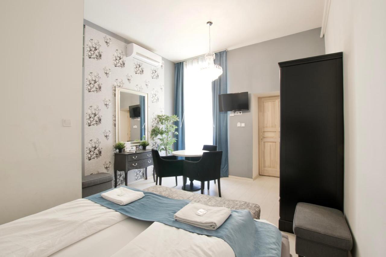בודפשט Premium Apartments By Hi5 - Astoria Square מראה חיצוני תמונה