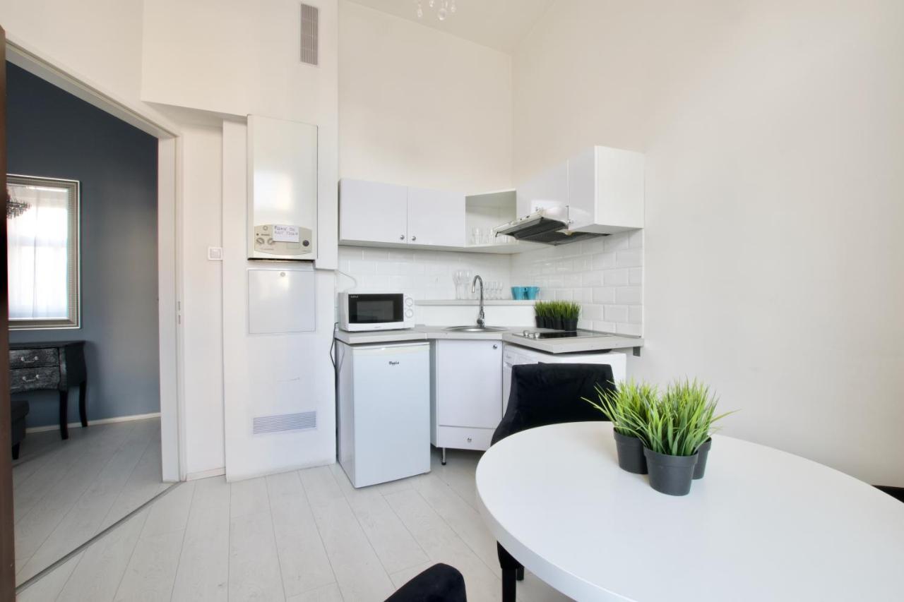 בודפשט Premium Apartments By Hi5 - Astoria Square מראה חיצוני תמונה